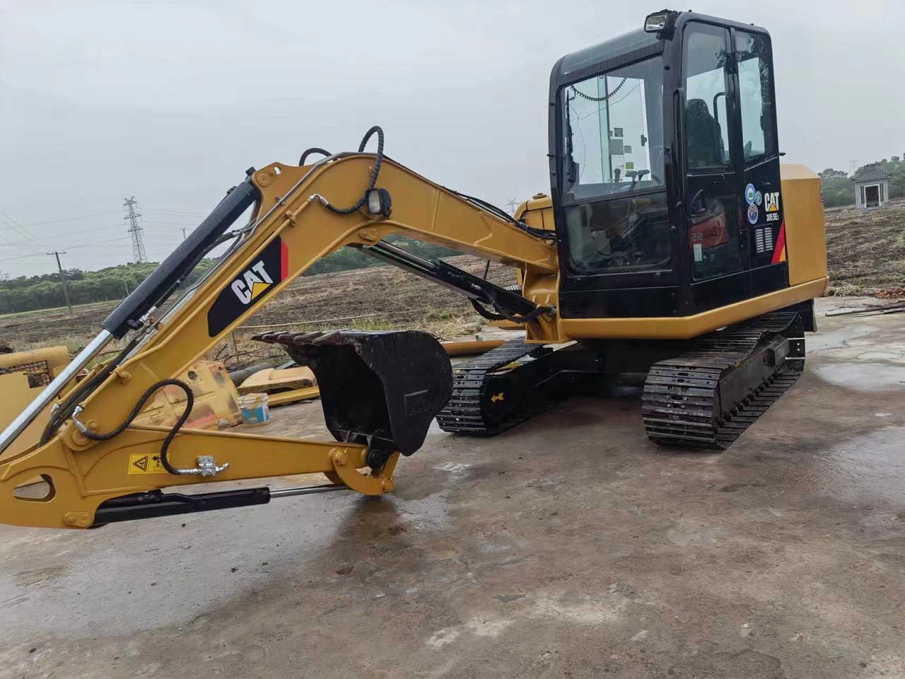 CATERPILLAR 305.5E - Mini bager: slika 1 CATERPILLAR 305.5E - Mini bager: slika 1