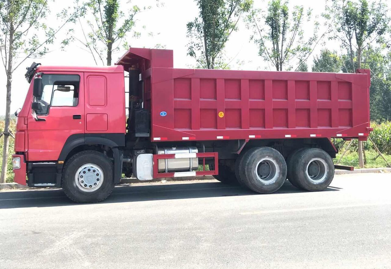 Howo Sinotruck - Istovarivač: slika 1 Howo Sinotruck - Istovarivač: slika 1