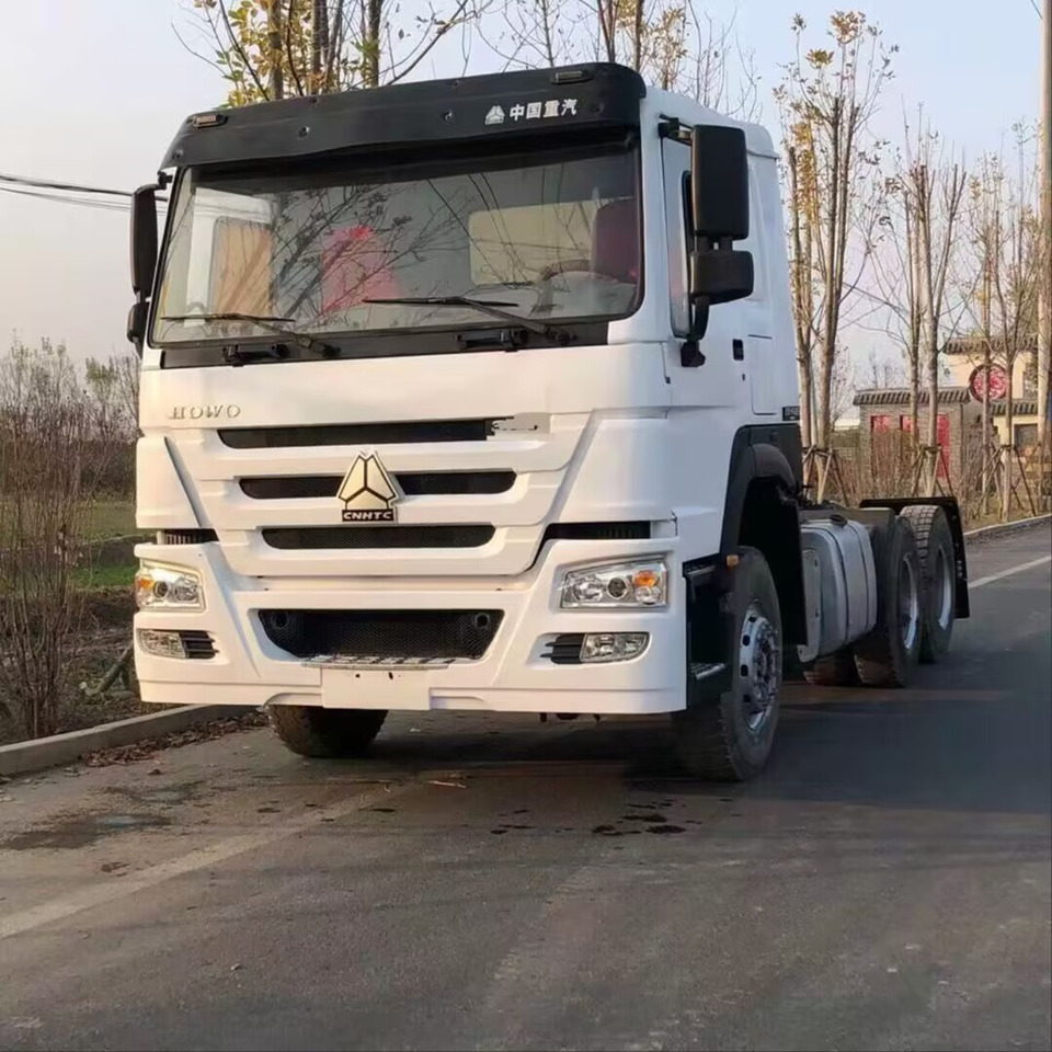 HOWO TRACTOR 6X4 SINOTRUCK 371HP 2020 - Tegljač: slika 1 HOWO TRACTOR 6X4 SINOTRUCK 371HP 2020 - Tegljač: slika 1
