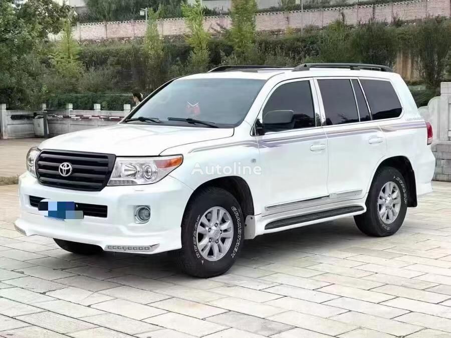 Toyota Land Cruiser - SUVSUV: slika 1 Toyota Land Cruiser - SUVSUV: slika 1