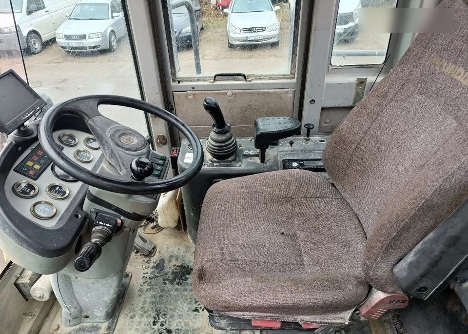 Utovarivač točkaš XCMG ZL50G: slika 9