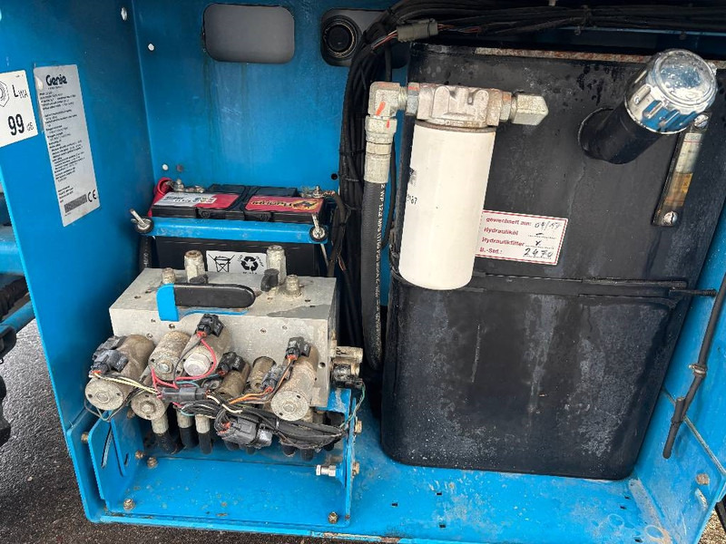 Genie GS 2668 RT 10m Diesel Scherenarbeitsbühne Genie GS 2668 RT 10m Diesel Scherenarbeitsbühne: slika 8 Genie GS 2668 RT 10m Diesel Scherenarbeitsbühne Genie GS 2668 RT 10m Diesel Scherenarbeitsbühne: slika 8