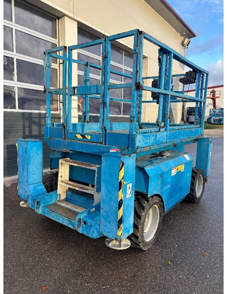 Genie GS 2668 RT 10m Diesel Scherenarbeitsbühne Genie GS 2668 RT 10m Diesel Scherenarbeitsbühne: slika 6 Genie GS 2668 RT 10m Diesel Scherenarbeitsbühne Genie GS 2668 RT 10m Diesel Scherenarbeitsbühne: slika 6