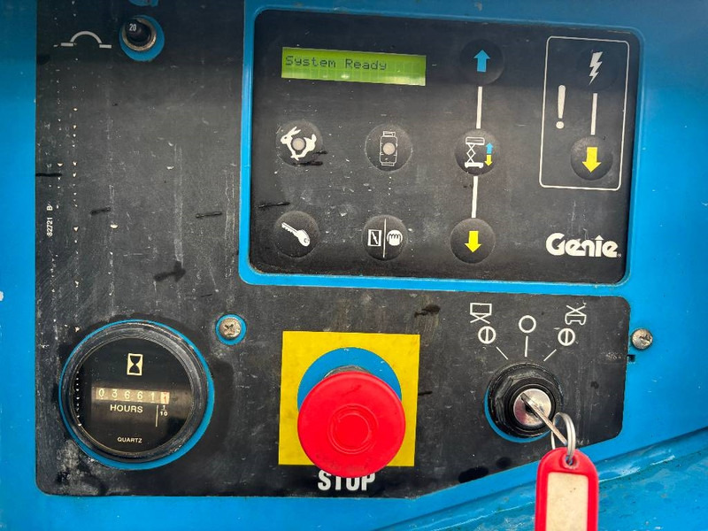 Genie GS 2668 RT 10m Diesel Scherenarbeitsbühne Genie GS 2668 RT 10m Diesel Scherenarbeitsbühne: slika 9 Genie GS 2668 RT 10m Diesel Scherenarbeitsbühne Genie GS 2668 RT 10m Diesel Scherenarbeitsbühne: slika 9