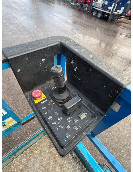 Genie GS 2668 RT 10m Diesel Scherenarbeitsbühne Genie GS 2668 RT 10m Diesel Scherenarbeitsbühne: slika 10 Genie GS 2668 RT 10m Diesel Scherenarbeitsbühne Genie GS 2668 RT 10m Diesel Scherenarbeitsbühne: slika 10