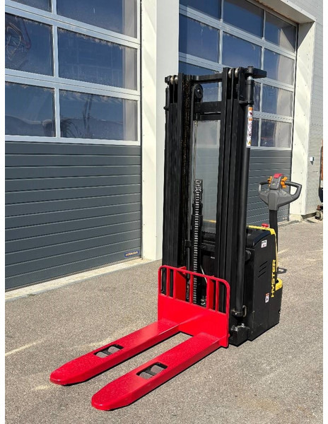 Hyster S1.5UT Hochhubwagen 4500mm - Slagač: slika 5 Hyster S1.5UT Hochhubwagen 4500mm - Slagač: slika 5
