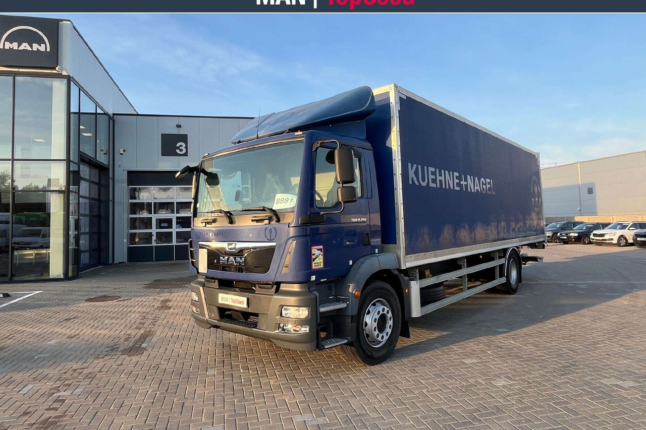 MAN 15.250 4X2 Liftas ADR AT (8881) - Kamion sa zatvorenim sandukom: slika 1 MAN 15.250 4X2 Liftas ADR AT (8881) - Kamion sa zatvorenim sandukom: slika 1