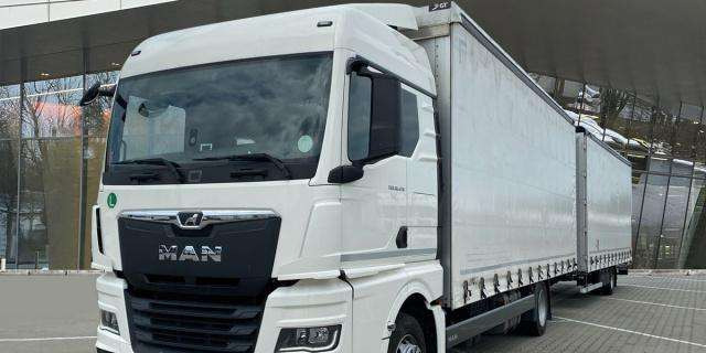 MAN TGX18.470 4x2 LL Retarder (8830) - Kamion sa ceradom: slika 1 MAN TGX18.470 4x2 LL Retarder (8830) - Kamion sa ceradom: slika 1