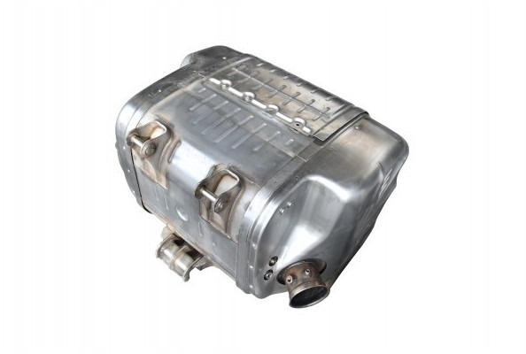 Katalysator EURO 6 IVECO Eurocargo - 5801391046 5802031994 5802031995 - Katalizator za Kamion: slika 2 Katalysator EURO 6 IVECO Eurocargo - 5801391046 5802031994 5802031995 - Katalizator za Kamion: slika 2