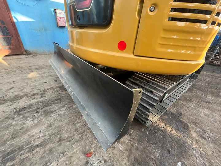 7 Ton Caterpillar Mini Excavator Cat 307c 307d With Rubber Tracks And Hydraulic Blade in Shanghai - Bager guseničar: slika 5 7 Ton Caterpillar Mini Excavator Cat 307c 307d With Rubber Tracks And Hydraulic Blade in Shanghai - Bager guseničar: slika 5