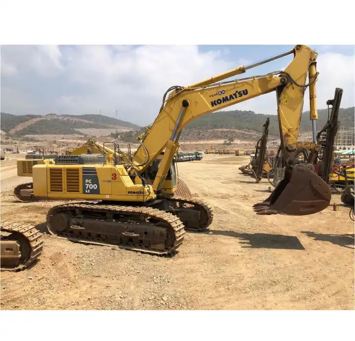 70 Ton Used Japan Komatsu PC700 Excavator for Sale Used Excavator PC220 PC200 PC240 PC600 PC650 PC700 PC800 - Bager: slika 2 70 Ton Used Japan Komatsu PC700 Excavator for Sale Used Excavator PC220 PC200 PC240 PC600 PC650 PC700 PC800 - Bager: slika 2