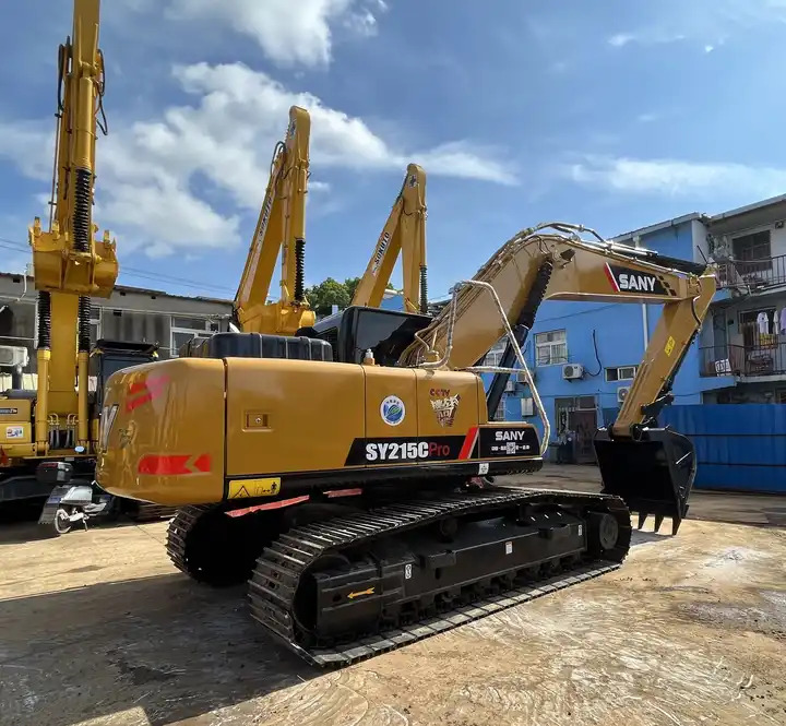 China Made Top Excavator Brand 90% New 21.5ton Sany Crawler Excavator In Perfect Condition With Reasonable Price in Shanghai - Bager guseničar: slika 3 China Made Top Excavator Brand 90% New 21.5ton Sany Crawler Excavator In Perfect Condition With Reasonable Price in Shanghai - Bager guseničar: slika 3