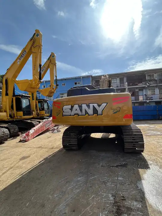 China Made Top Excavator Brand 90% New 21.5ton Sany Crawler Excavator In Perfect Condition With Reasonable Price in Shanghai - Bager guseničar: slika 4 China Made Top Excavator Brand 90% New 21.5ton Sany Crawler Excavator In Perfect Condition With Reasonable Price in Shanghai - Bager guseničar: slika 4