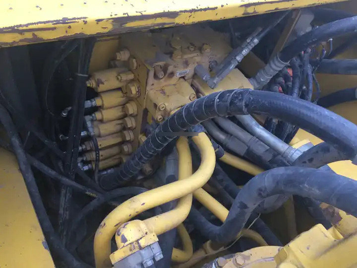 Construction machinery 45 Tons Used Komatsu excavator pc450-8 crawler excavator original Japan Komatsu 450-8 for sale - Bager: slika 5 Construction machinery 45 Tons Used Komatsu excavator pc450-8 crawler excavator original Japan Komatsu 450-8 for sale - Bager: slika 5
