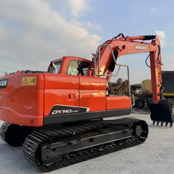 Doosan Dx140 Used Excavator DX140LC-9C Min Excavator Crawler Equipment Machinery Dx60 Dx80 Dx140LC Dx225 Dx300LC Dh60 Dx55 - Bager guseničar: slika 2 Doosan Dx140 Used Excavator DX140LC-9C Min Excavator Crawler Equipment Machinery Dx60 Dx80 Dx140LC Dx225 Dx300LC Dh60 Dx55 - Bager guseničar: slika 2