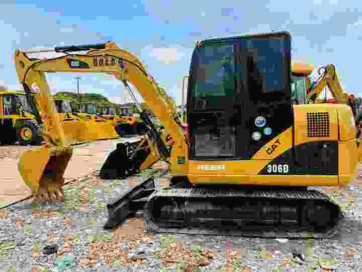 Good Price CAT 307 308C 308D 308E 312D 315D 320C 320D Second Hand 7t Used Mini Crawler catpillar Excavator low price - Mini bager: slika 2 Good Price CAT 307 308C 308D 308E 312D 315D 320C 320D Second Hand 7t Used Mini Crawler catpillar Excavator low price - Mini bager: slika 2