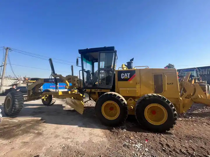 High quality CAT 140k Used motor grader original cat motor grader 140k in cheap price on sale - Grejder: slika 5 High quality CAT 140k Used motor grader original cat motor grader 140k in cheap price on sale - Grejder: slika 5