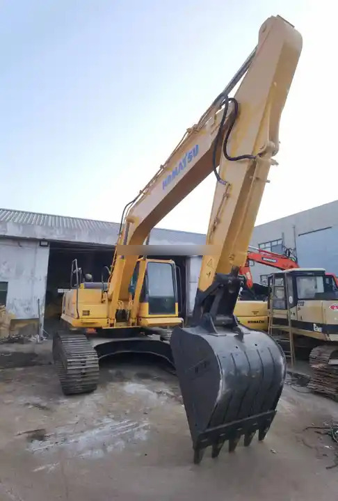 High quality Japan original Used excavator Komatsu PC 200 Used Komatsu PC200 Excavator PC 220-8 220- 8 good condition on sale - Bager guseničar: slika 5 High quality Japan original Used excavator Komatsu PC 200 Used Komatsu PC200 Excavator PC 220-8 220- 8 good condition on sale - Bager guseničar: slika 5