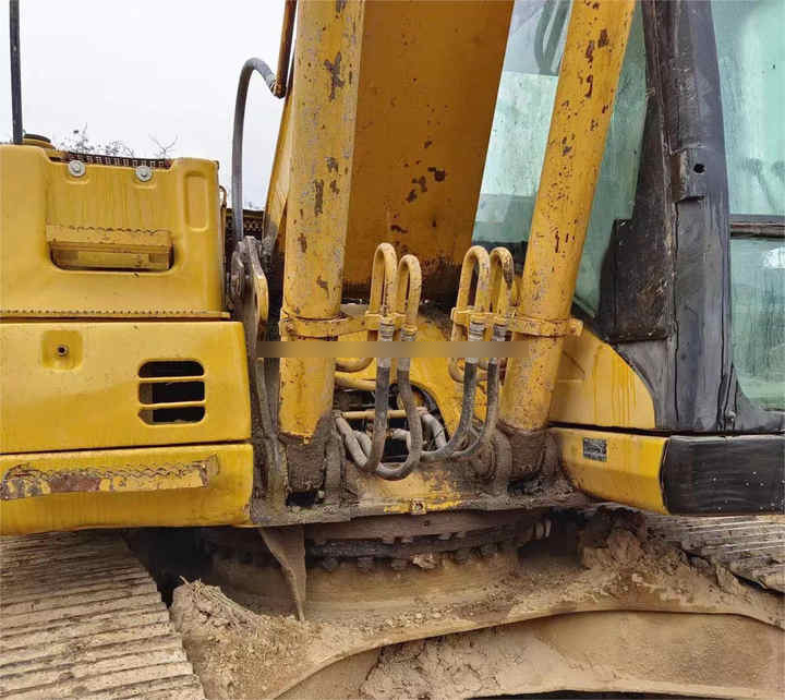 Low running hours USED CATERPILLAR CAT 320CL Hydraulic Crawler Excavator Suitable For Construction - Bager guseničar: slika 2 Low running hours USED CATERPILLAR CAT 320CL Hydraulic Crawler Excavator Suitable For Construction - Bager guseničar: slika 2