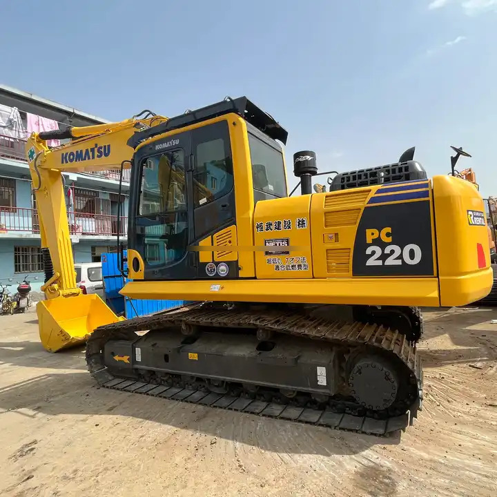 Original Japan Komatsu PC220 used excavator for sale/second hand komatsu excavator PC200-8 PC220-8 - Bager guseničar: slika 1 Original Japan Komatsu PC220 used excavator for sale/second hand komatsu excavator PC200-8 PC220-8 - Bager guseničar: slika 1