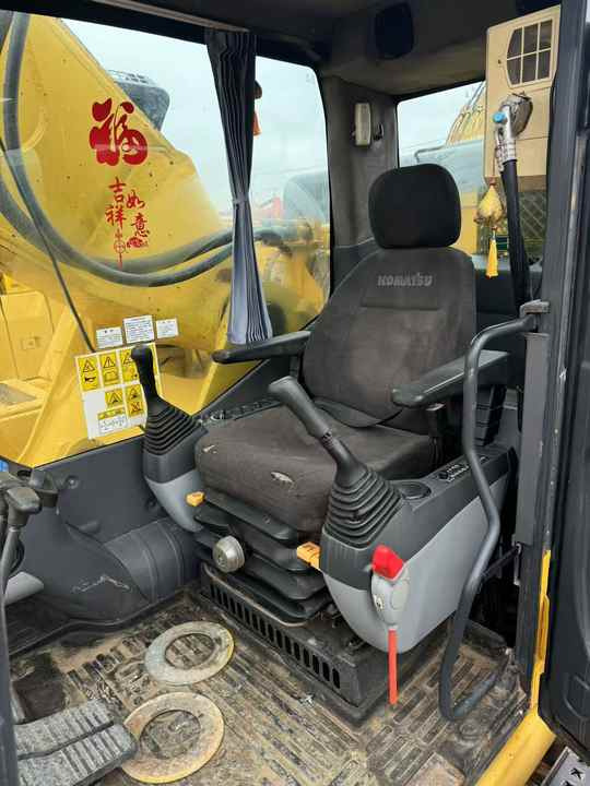 Original Japan Used komatsu Pc700 Mining Excavators PC700LC-8E0 Hevay Duty Mining Excavator - Bager: slika 4 Original Japan Used komatsu Pc700 Mining Excavators PC700LC-8E0 Hevay Duty Mining Excavator - Bager: slika 4