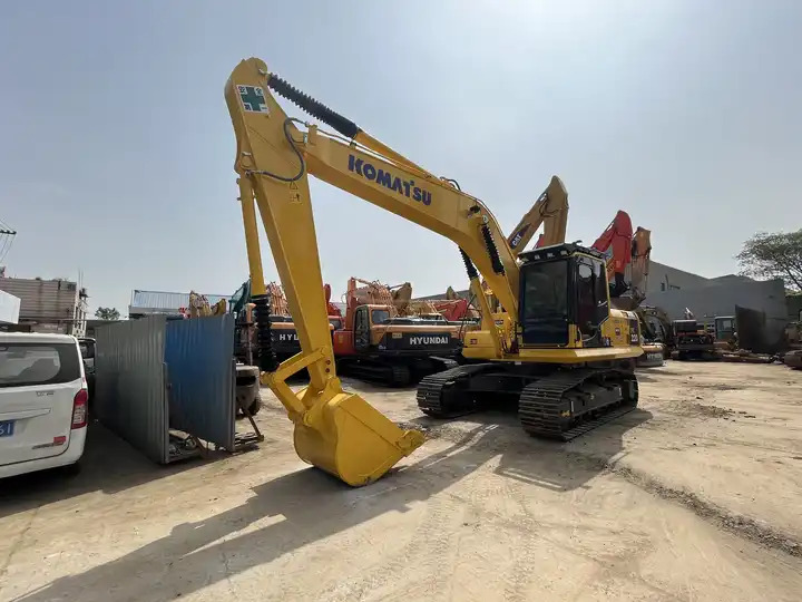 PC220-8 USED EXCAVATOR Good Condition Komatsu PC 200 Original Japan Cheap Used Excavators Used Original Japan Komatsu pc200-8 - Bager guseničar: slika 2 PC220-8 USED EXCAVATOR Good Condition Komatsu PC 200 Original Japan Cheap Used Excavators Used Original Japan Komatsu pc200-8 - Bager guseničar: slika 2