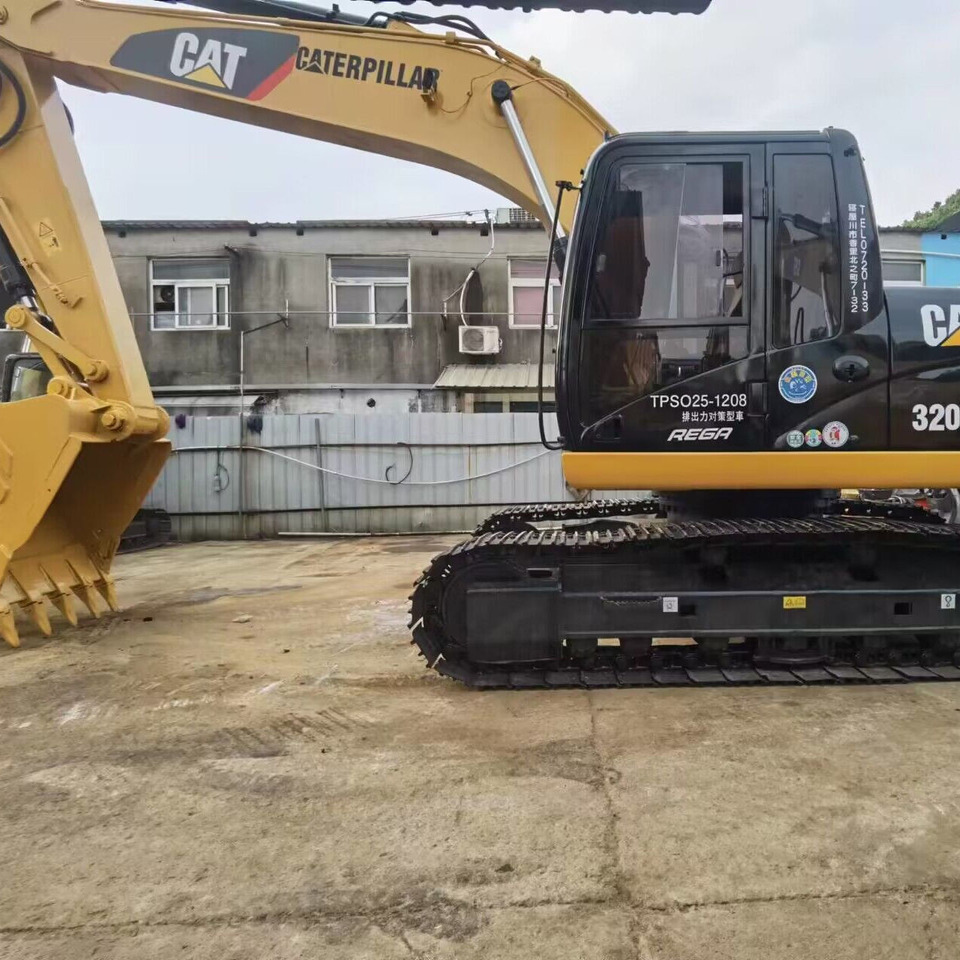 Second Hand Cat Excavator CAT 320D High Quality Japan Used Construction Machine 20ton Excavator cat320d - Bager: slika 1 Second Hand Cat Excavator CAT 320D High Quality Japan Used Construction Machine 20ton Excavator cat320d - Bager: slika 1