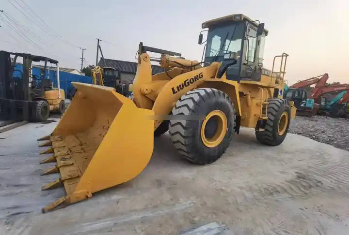 Second hand LiuGong wheel loader LG856 China made Liugong LG856 , hot sale new construction machinery 5 Ton Wheel L - Utovarivač točkaš: slika 3 Second hand LiuGong wheel loader LG856 China made Liugong LG856 , hot sale new construction machinery 5 Ton Wheel L - Utovarivač točkaš: slika 3