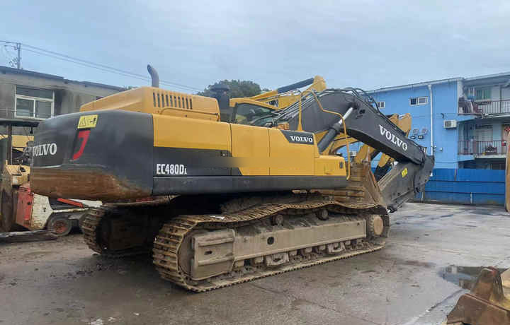 Second hand Volvo excavator in good condition for sale - Bager guseničar: slika 2 Second hand Volvo excavator in good condition for sale - Bager guseničar: slika 2