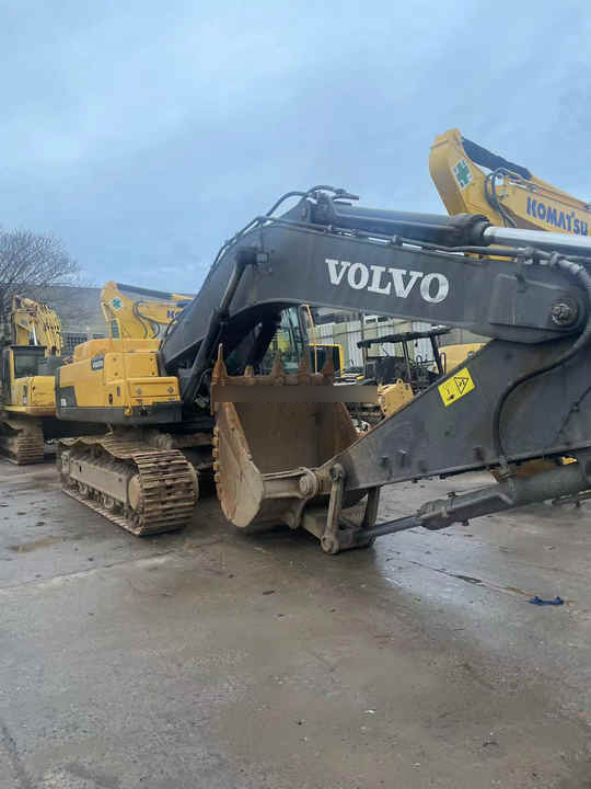 Second hand Volvo excavator in good condition for sale - Bager guseničar: slika 3 Second hand Volvo excavator in good condition for sale - Bager guseničar: slika 3