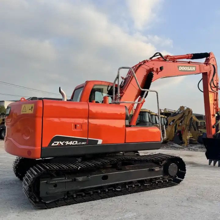 Used 14ton Durable Medium Type Grab Shovel Doosan Dx140LC-9c Dx150LC Dx1200 Digger Machinery Crawler Hydraulic Excavator - Bager guseničar: slika 1 Used 14ton Durable Medium Type Grab Shovel Doosan Dx140LC-9c Dx150LC Dx1200 Digger Machinery Crawler Hydraulic Excavator - Bager guseničar: slika 1