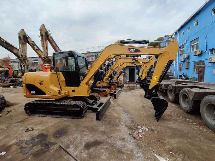Used 6 ton Excavator Cat 306 306C 306d 306E 306e2 Hydraulic Crawler Excavator Fob Price - Bager guseničar: slika 4 Used 6 ton Excavator Cat 306 306C 306d 306E 306e2 Hydraulic Crawler Excavator Fob Price - Bager guseničar: slika 4