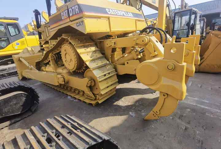 Used Bulldozers CAT D7R D8R with low price in Low Working Hour - Buldožer: slika 5 Used Bulldozers CAT D7R D8R with low price in Low Working Hour - Buldožer: slika 5