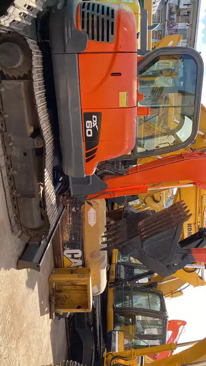 Used Doosan dx60 dh60 dx55 dh55 mini excavator 6 ton - Bager guseničar: slika 5 Used Doosan dx60 dh60 dx55 dh55 mini excavator 6 ton - Bager guseničar: slika 5
