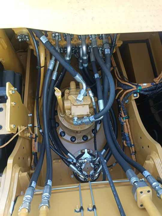 Used Excavator Caterpillar Cat 320gc 320d2 320 320d2l 320g 320bl Excavator Secondhand Caterpillar 336 336D 325 320gc 320cl - Bager guseničar: slika 4 Used Excavator Caterpillar Cat 320gc 320d2 320 320d2l 320g 320bl Excavator Secondhand Caterpillar 336 336D 325 320gc 320cl - Bager guseničar: slika 4