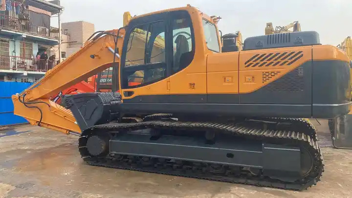 Used Hyundai 225 excavator second hand Korea Hyundai excavator Excavadoras de segunda mano - Bager: slika 3 Used Hyundai 225 excavator second hand Korea Hyundai excavator Excavadoras de segunda mano - Bager: slika 3