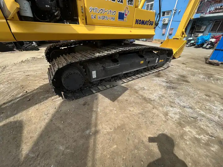 Used Japan Komatsu Pc220-8 Komatsu 20 Ton Excavator With High Quality/komatsu 220 Excavator At Low Price - Bager: slika 4 Used Japan Komatsu Pc220-8 Komatsu 20 Ton Excavator With High Quality/komatsu 220 Excavator At Low Price - Bager: slika 4