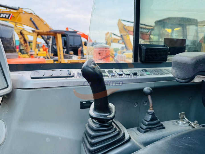 Used excavator doosan dx60 excavators earth-moving machinery doosan dx60 dx80 dx75 dx225 dh60 dh60-7for sale - Bager guseničar: slika 2 Used excavator doosan dx60 excavators earth-moving machinery doosan dx60 dx80 dx75 dx225 dh60 dh60-7for sale - Bager guseničar: slika 2