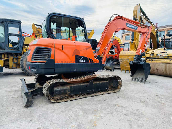 Used excavator doosan dx60 excavators earth-moving machinery doosan dx60 dx80 dx75 dx225 for sale - Bager guseničar: slika 4 Used excavator doosan dx60 excavators earth-moving machinery doosan dx60 dx80 dx75 dx225 for sale - Bager guseničar: slika 4