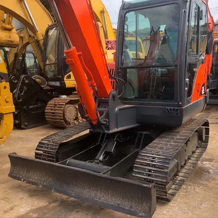 Doosan excavator used dx60 dh60 dx55 dh55 mini excavator 6 ton mini excavator free shipping - Bager guseničar: slika 1 Doosan excavator used dx60 dh60 dx55 dh55 mini excavator 6 ton mini excavator free shipping - Bager guseničar: slika 1