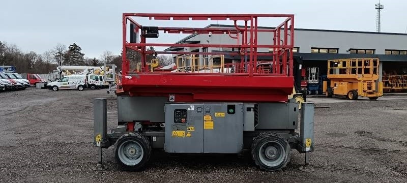 Genie GS-2669RT - 10 m, 4x4, diesel - Lift u obliku makaza: slika 5 Genie GS-2669RT - 10 m, 4x4, diesel - Lift u obliku makaza: slika 5
