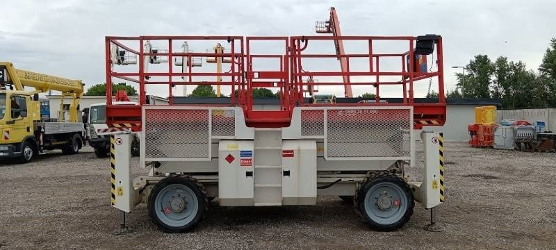 Genie GS3390 - 12,06 m - 4x4 - diesel - Lift u obliku makaza: slika 5 Genie GS3390 - 12,06 m - 4x4 - diesel - Lift u obliku makaza: slika 5