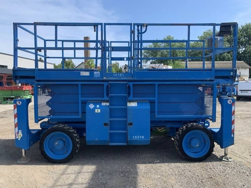 Genie GS4390 - 15,11m, diesel, 4x4 - Lift u obliku makaza: slika 3 Genie GS4390 - 15,11m, diesel, 4x4 - Lift u obliku makaza: slika 3