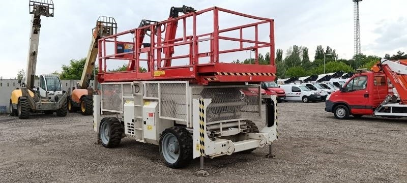 Genie GS4390 - 15,11m, diesel, 4x4 - Lift u obliku makaza: slika 1 Genie GS4390 - 15,11m, diesel, 4x4 - Lift u obliku makaza: slika 1