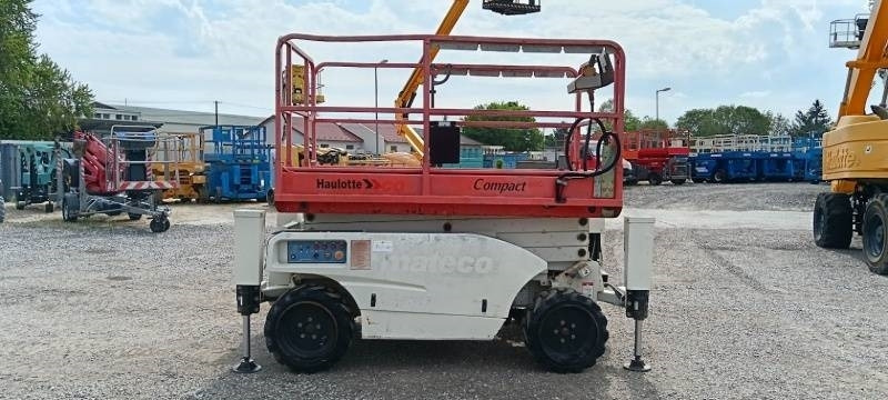 Haulotte Compact 10 DX - 4x4 - 10m - diesel - Lift u obliku makaza: slika 4 Haulotte Compact 10 DX - 4x4 - 10m - diesel - Lift u obliku makaza: slika 4