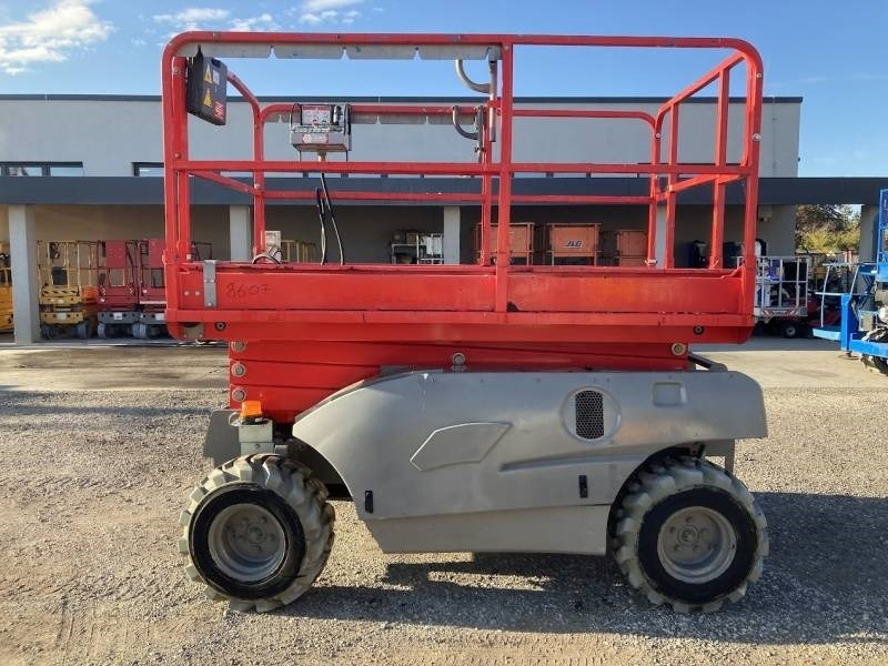 Haulotte Compact 10 RTE - 4x4, 10m, electric - *NEW BATTERY - Lift u obliku makaza: slika 4 Haulotte Compact 10 RTE - 4x4, 10m, electric - *NEW BATTERY - Lift u obliku makaza: slika 4