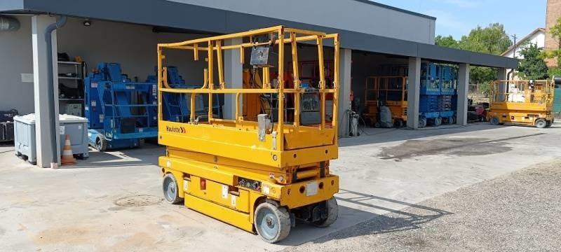 Haulotte Compact 8 - 8m, electric - Lift u obliku makaza: slika 1 Haulotte Compact 8 - 8m, electric - Lift u obliku makaza: slika 1