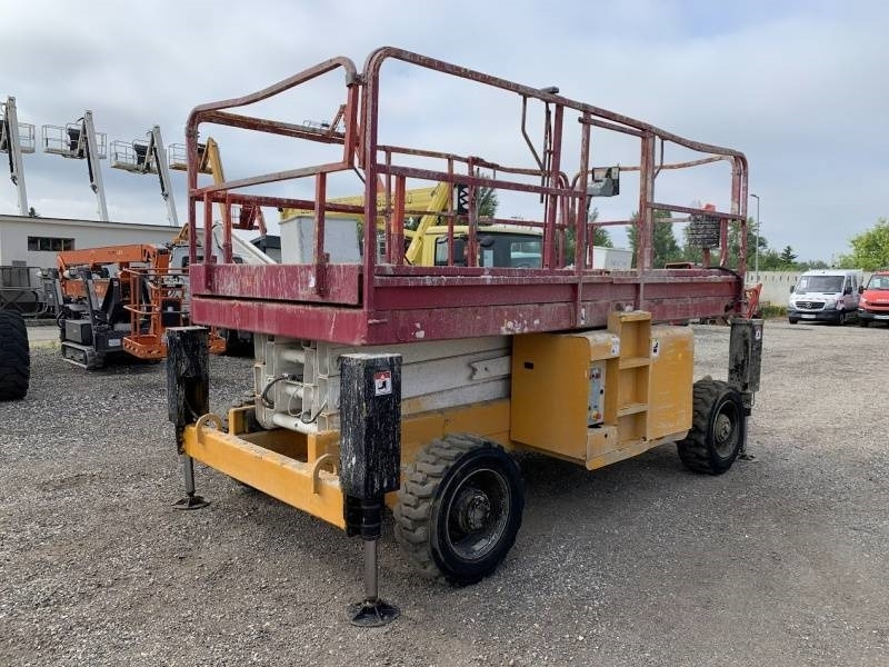 Haulotte H12SX - 12m, 4x4, diesel - Lift u obliku makaza: slika 2 Haulotte H12SX - 12m, 4x4, diesel - Lift u obliku makaza: slika 2