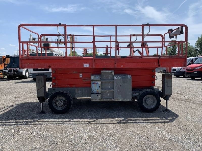 Haulotte H15SXL - 15m, 4x4, diesel - Lift u obliku makaza: slika 4 Haulotte H15SXL - 15m, 4x4, diesel - Lift u obliku makaza: slika 4