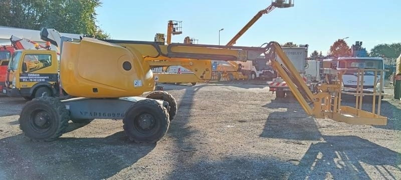 Haulotte HA16SPX - 16m, 4x4, diesel - Zglobna platforma: slika 4 Haulotte HA16SPX - 16m, 4x4, diesel - Zglobna platforma: slika 4